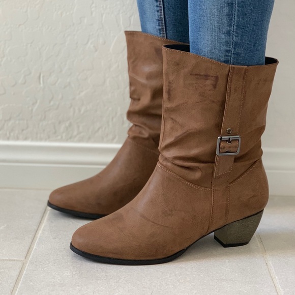 NIB Distressed Sand Low Heel Slouch Chic Boots - Picture 4 of 8